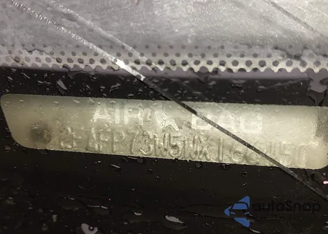 1998 Ford Crown Victoria из США, поврежденный, VIN 2FAFP73W5WX166450